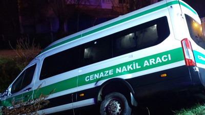 Samsun'da cenaze aracı 10 kişiyi yaraladı