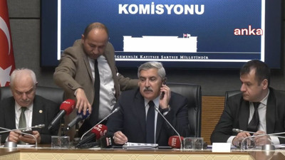 AKP'li vekillerin mikrofon ile imtihanı. Yine açık unutuldu! Öyle bir şey söyledi ki...