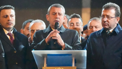 Özgür Özel ve Ekrem İmamoğlu harekete geçti! Tutuklama sonrası...