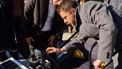 Liseliler, güneş enerjisiyle çalışan araç geliştirdi