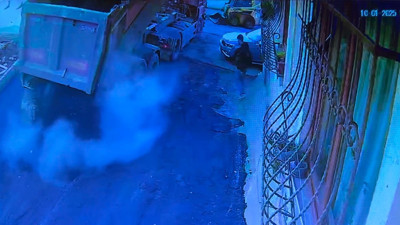 Ölümden saniyelerle kurtuldu! İstanbul’da korku dolu anlar yaşandı