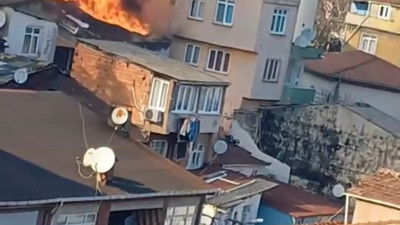 Beyoğlu'nda korkutan yangın