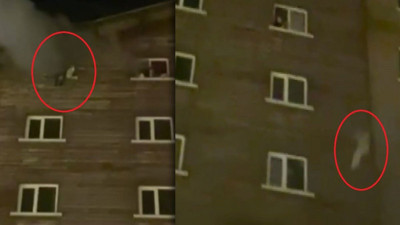 Dehşete düşüren görüntüler ortaya çıktı 'Çocuklarını aşağıya atmak zorunda kaldı'