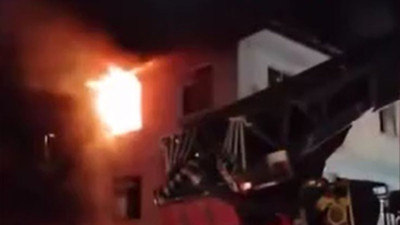 Ankara’da 2 katlı ev yandı