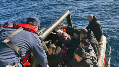 Muğla açıklarında ölüme itilen kaçak göçmenler kurtarıldı