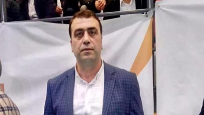 Ecel namaz kılarken yakaladı