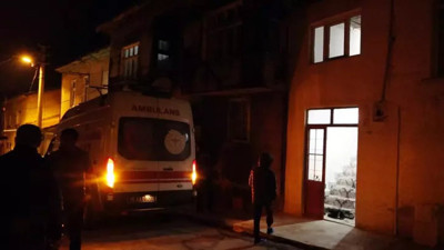 Yaşlı adam evinde ölü bulundu