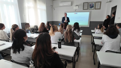 Gençler ve öğretmenler, iklim krizine karşı bilinçleniyor!