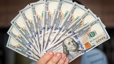 Dolar için kritik tahmin! Açıklamalar peş peşe geldi! 2025 yılı sonunda dolar ne kadar olacak?