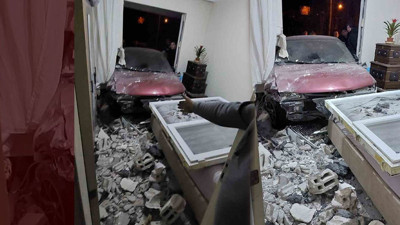 Belayı yanında taşıyor! Fren yerine gaza basınca eve daldı