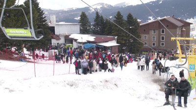 Uludağ'da tatilci izdihamı