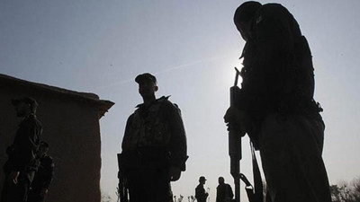 Pakistan'da çatışmada 18 asker hayatını kaybetti