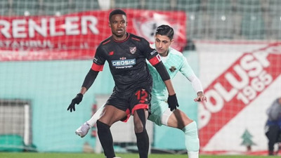 Bülent Korkmaz'ın ekibi galibiyeti koruyamadı