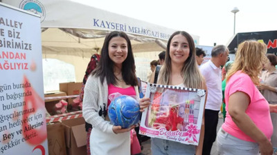 Kızılay’a kan bağışlayanlara oyuncak hediye