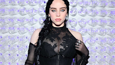 Billie Eilish, Grammy Ödüllerini topa tuttu: "Emeklerimi çaldılar"