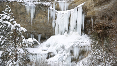 Donan şelaleden görsel şölen
