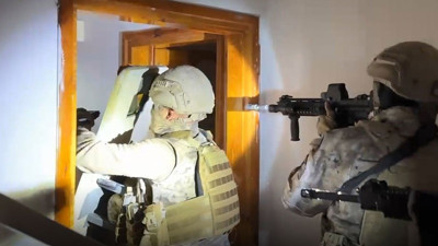 İş yerlerini kurşunlayıp haraç alıyorlardı! ’Kaplanlar’ çetesine polis darbesi