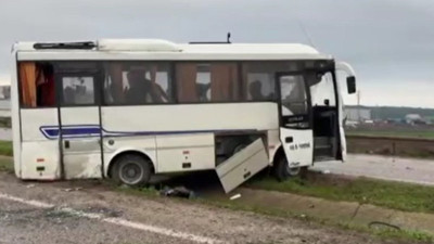 İşçi servisi kaza yaptı: Yaralılar var
