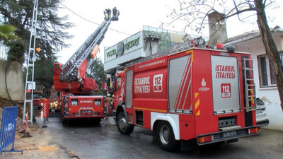 İstanbul'da 5 katlı otelde yangın! Müşteriler tahliye edildi
