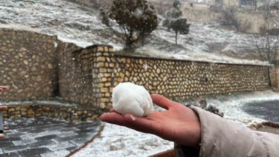 Mardin beyaza büründü