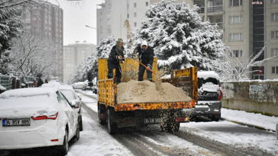 Beylikdüzü Belediyesi'nden karla etkin mücadele