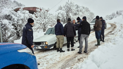 Hamile kadın için karlı yollar aşıldı