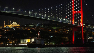 İstanbul Boğazı'nda gemi trafiği çift yönlü kapatıldı! Bazı vapur seferleri iptal edildi