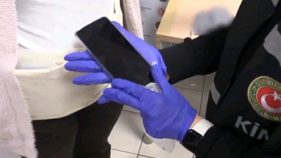 Sınırı geçemedi! Beline sardığı korsede yakalandı