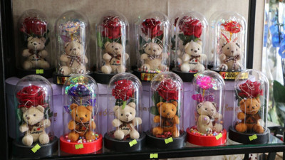 Sevgililer Günü’nde çiçekçiler istediğini alamadı