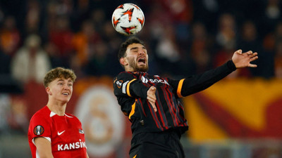 Galatasaray taraftarının ateş püskürdüğü Kaan Ayhan'dan açıklama