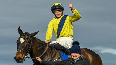 Attan düşen genç jokey hayatını kaybetti