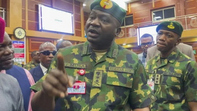 Nijerya ile Kanada arasında vize krizi: Üst düzey askerî yetkililere ret