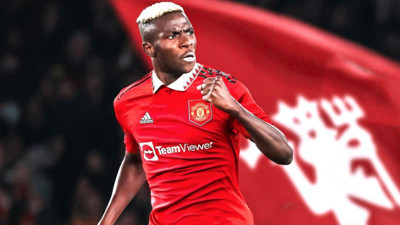 Osimhen, Manchester United'a iki şart sundu