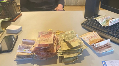 Sinop’ta dilenci operasyonu! Topladığı paralara el konuldu