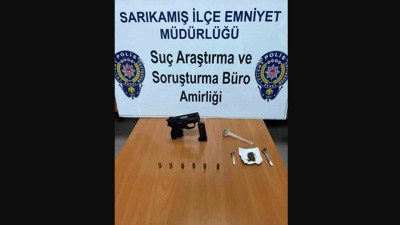 Sarıkamış’ta uyuşturucu ve silah ele geçirildi