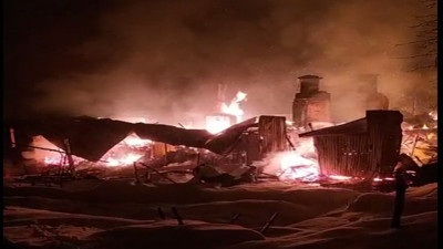 Ahşap evde feci yangın!