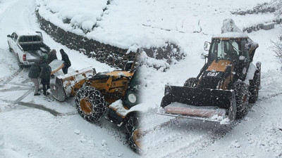 Rize'de kar hayatı felç etti! 208 köy yolu kapandı, cenazeler iş makinesiyle taşındı