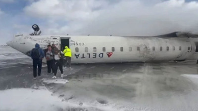 Yolcu uçağı iniş sırasında kaza geçirmişti! Yolculara 30 bin dolar ödeme