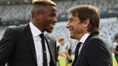 Osimhen'e Conte kancası: Transferde rekabet kızıştı