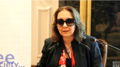 AKP'ye geçeceği iddia edilen milletvekili partisinden istifa etti