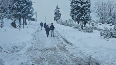 Zonguldak’ta 121 köy yoluna ulaşıma 'kar' engeli (23 Şubat 2025)