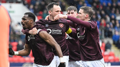 Hearts, St. Johnstone deplasmanında galibiyet çıkarttı