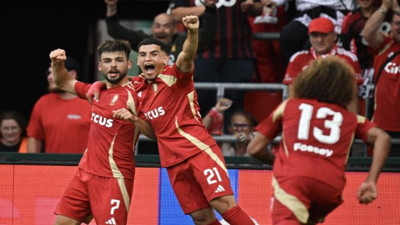 Standard Liege’den muhteşem dönüş: Club Brugge çaresiz kaldı