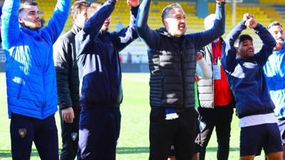 Bucaspor 1928 Tuna Üzümcü ile yollarını ayırdı