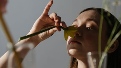 Beyninizi ve vücudunuzu zarara uğratabilecek kokular! Bilinçsizce kullanılan kokuların tehlikeleri