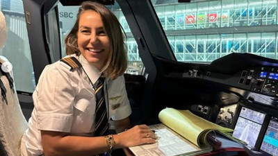 Türk kadın pilot dünyanın en büyük uçağını uçurdu