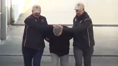 FETÖ'nün 'mahrem imamı' çatı katında yakalandı!