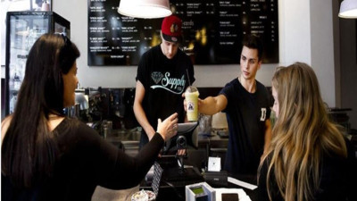 Genç girişimci ünlü Bakan'ın gelini çıktı. Dünya gıda devini Türkiye'ye getirdi