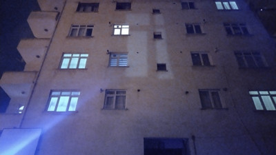 Pendik’te ev sahipleri ile kiracıların kavgası kanlı bitti: 3 yaralı