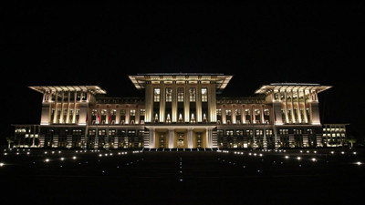 Cemal Enginyurt’tan iktidara sağ kroşe! Bu soru, sarayın ışıklarını söndürecek